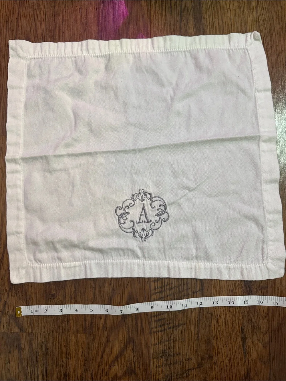 Monogrammed White Cotton Napkin with Decorative 'A' 37.M